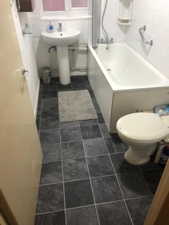 Lovely One Bed Apartment To Rent Londres Exterior foto